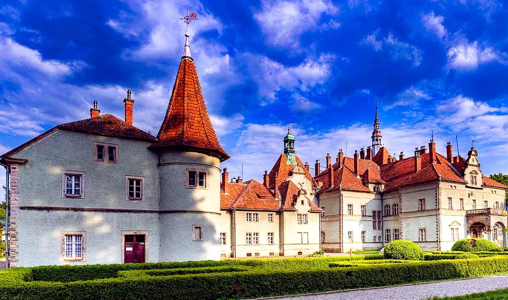Палац Шенборна