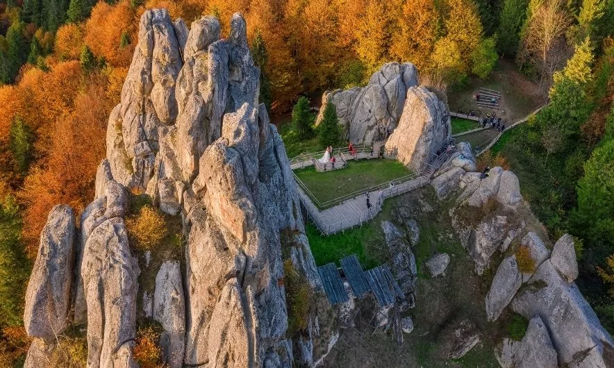 Тустань (біля с. Урич)