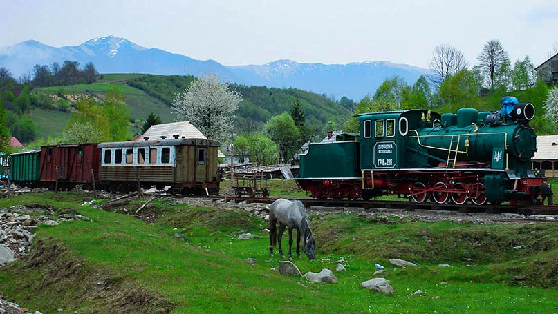 Найкращі туристичні села України
