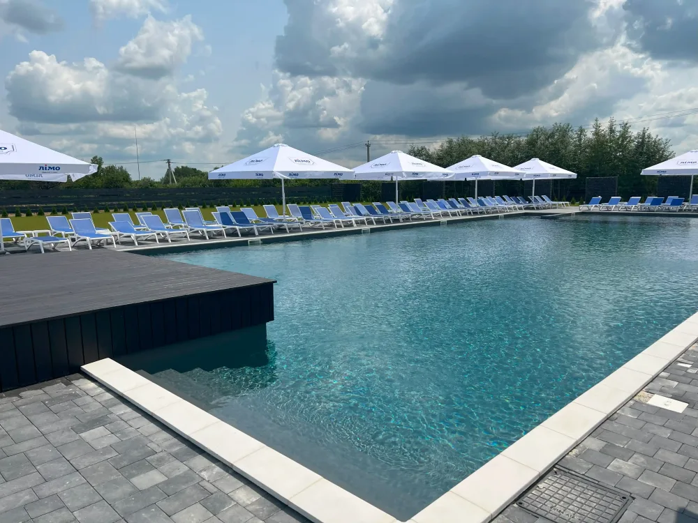 Gray Pool & Club